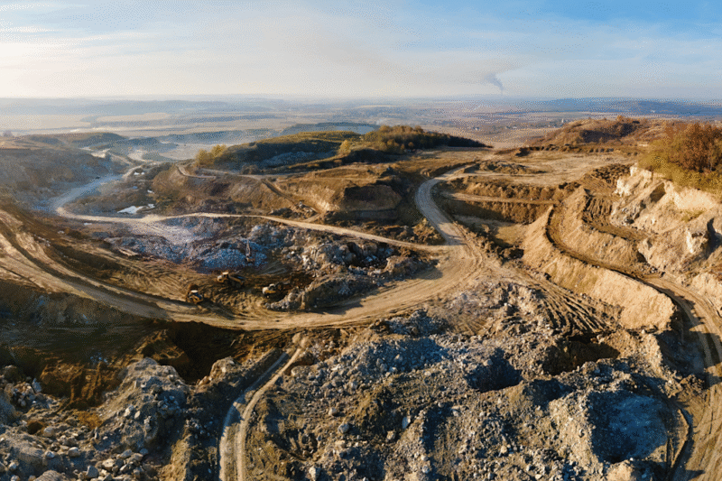 Pentagon Boosts U.S. Resources: $400 Million Investment in Rare Earth Miner Near Vegas